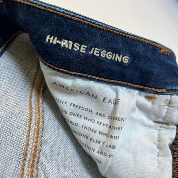 American Eagle Distressed Hi-rise Jeggings - Picture 5 of 10